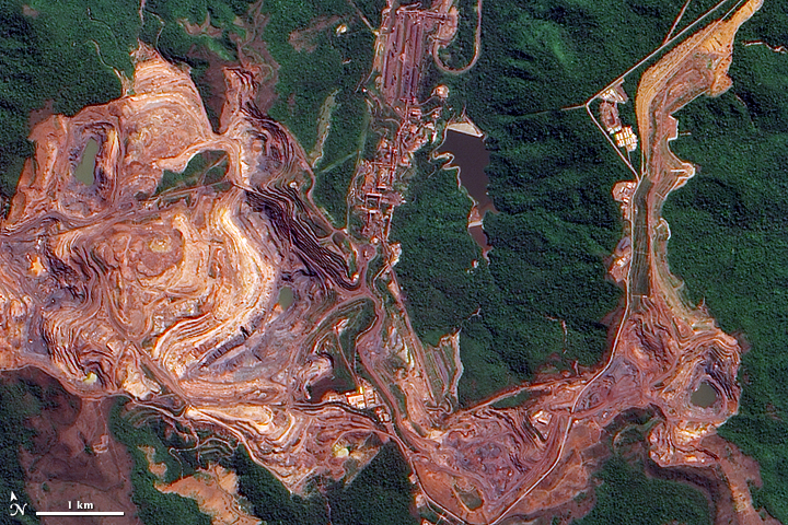 Brazil's top commodities: The world's largest iron ore mine.