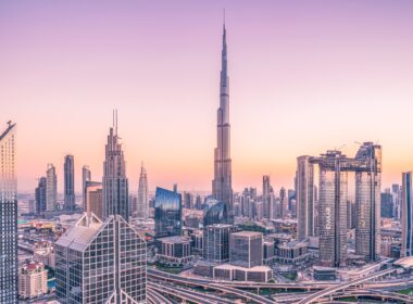 trading-start-here-burj-khalifa-dubai-united-arab-emirates